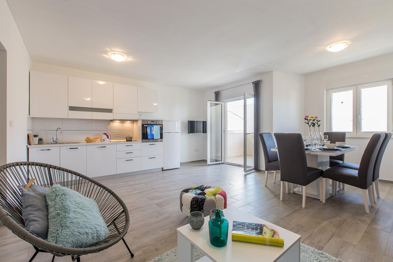 Maiv Residence - Family & Designer Suites روغوزنيكا المظهر الخارجي الصورة