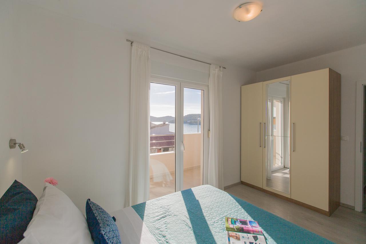 Maiv Residence - Family & Designer Suites روغوزنيكا المظهر الخارجي الصورة