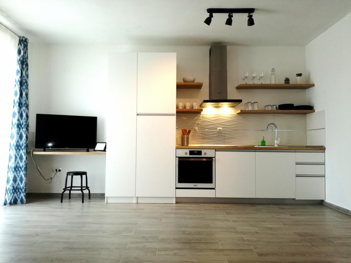 Maiv Residence - Family & Designer Suites روغوزنيكا المظهر الخارجي الصورة